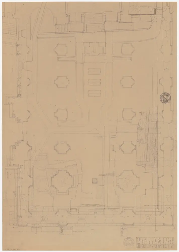 Zürich: Grossmünster: Erdgeschoss mit Fundament; Grundriss