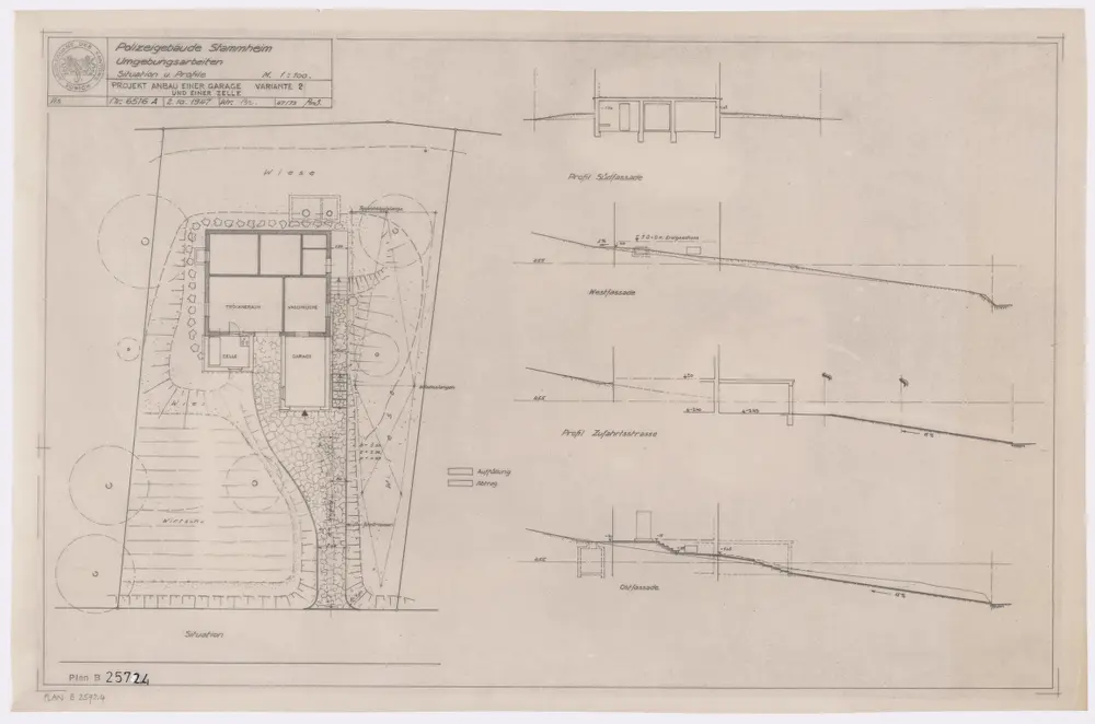 Oberstammheim: Polizeigebäude, Einfamilienhaus mit Büro: Projektierter Anbau einer Garage und einer Zelle, Variante 2, Umgebungsarbeiten; Situationsplan und Profile