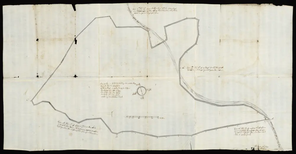 HZAN GA 100_Nr. 422_ : Weikersheim; "Abriß der Markung Winterberg zu Weikersheim;Michael Sommer, Landmesser;50 Ruten = 12,6 cm;116 x 59 cm; Norden oben;Papier; Grenze mit Tusche laviert; Grenzsteine eingetragen.