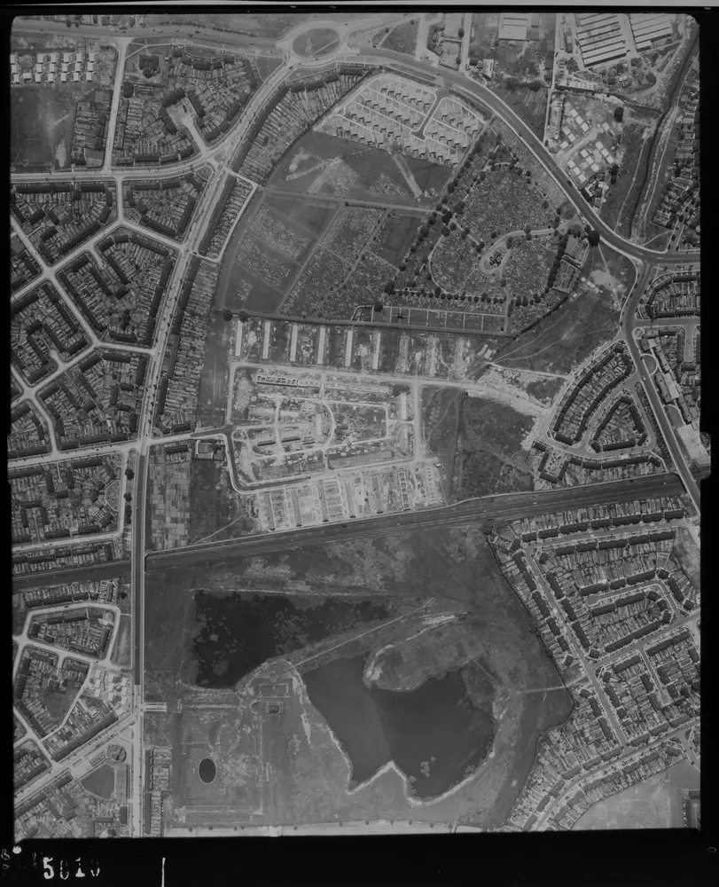 RAF Aerial Photographs of London, 1944-398